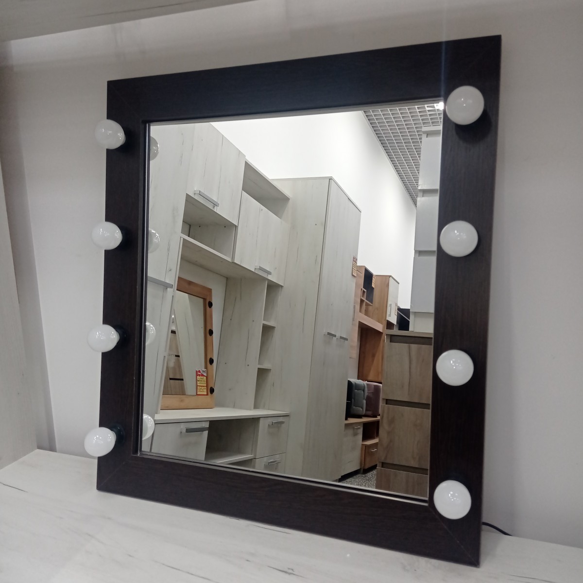 Зеркало с патронами "ИНТЕР ЛОФТ" (ДУБ ВЕНГЕ)