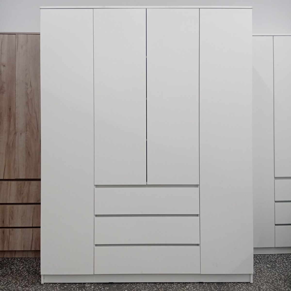 Шкаф платяной Норд 1,6