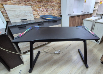 Стол компьютерный игровой "Геймер" 0 Стол компьютерный игровой "Геймер" 0