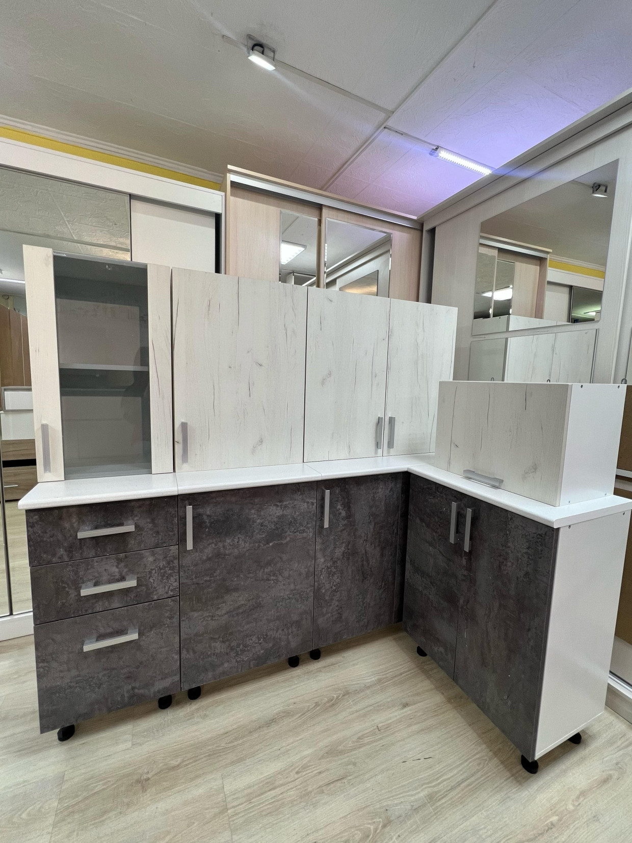 Кухня Селена