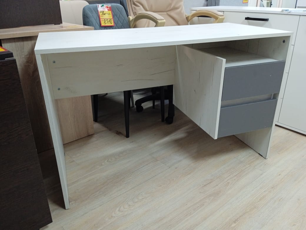 Стол компьютерный №9